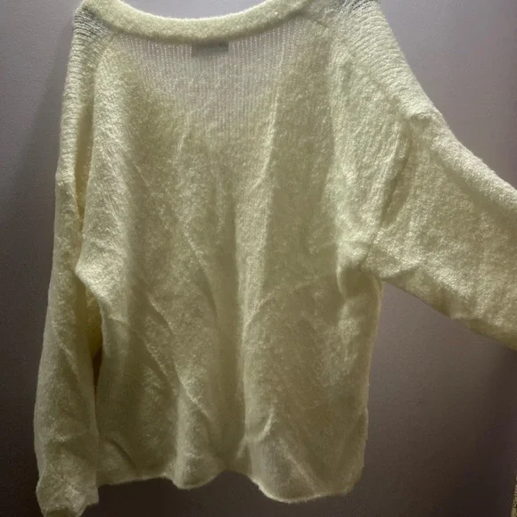 Urban Outfitters Ivory Pullover Sweater - Picture 4 of 8
